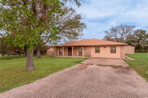 18 Sutterfield Lane Huntsville TX 77320