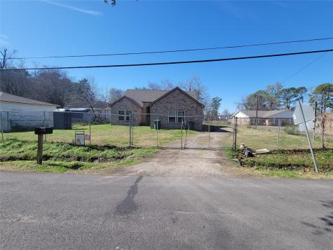 6303 Tuskegee Street Houston TX 77091