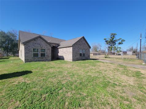 6303 Tuskegee Street Houston TX 77091