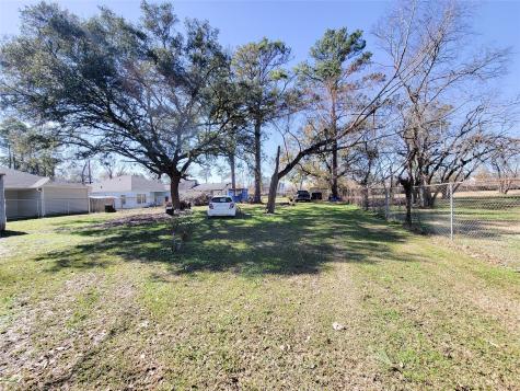 6303 Tuskegee Street Houston TX 77091