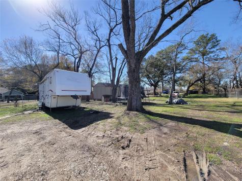 6303 Tuskegee Street Houston TX 77091