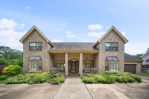 4821 Maple Street Bellaire TX 77401