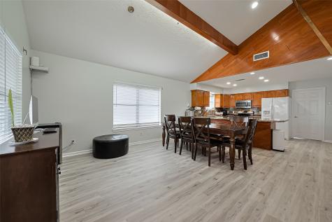 210 Sampan Drive Tiki Island TX 77554