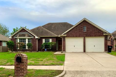 1915 Country Club Cove Drive Baytown TX 77521