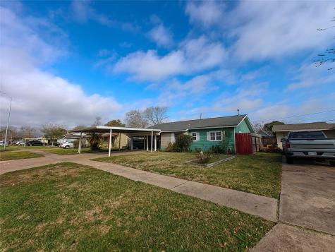 3717 Newton Drive Pasadena TX 77503