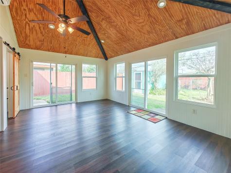 3717 Newton Drive Pasadena TX 77503