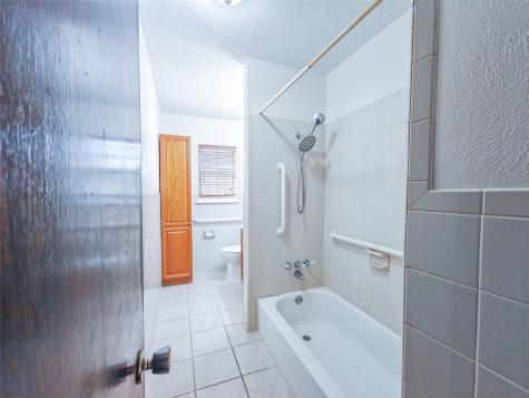 3717 Newton Drive Pasadena TX 77503
