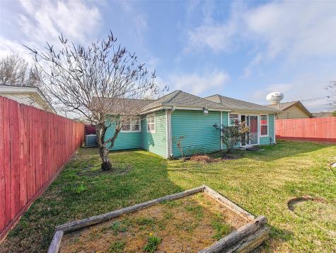 3717 Newton Drive Pasadena TX 77503