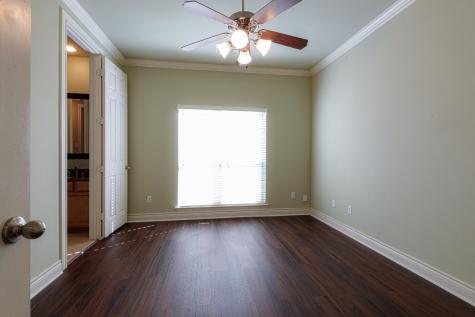 1314 Sherwood Springs Lane Houston TX 77043