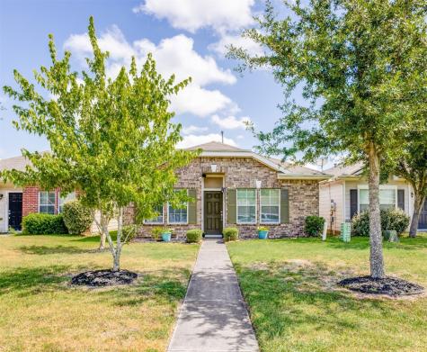 1715 Claremont Garden Circle Houston TX 77047