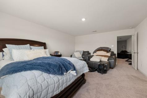 718 Amesbury Road Conroe TX 77316