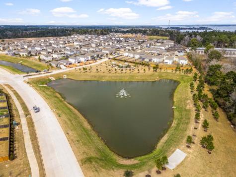 718 Amesbury Road Conroe TX 77316