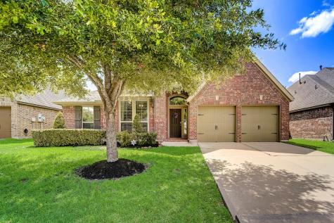 2308 Laurel Loch Lane Pearland TX 77584