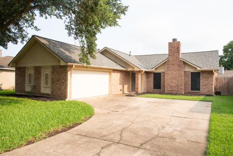 10825 E Idlewood Drive La Porte TX 77571