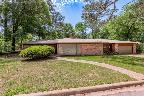 1805 16th Street Huntsville TX 77340