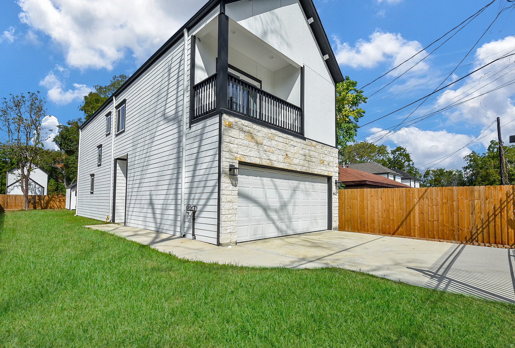 8621 Bertwood Street Houston TX 77016