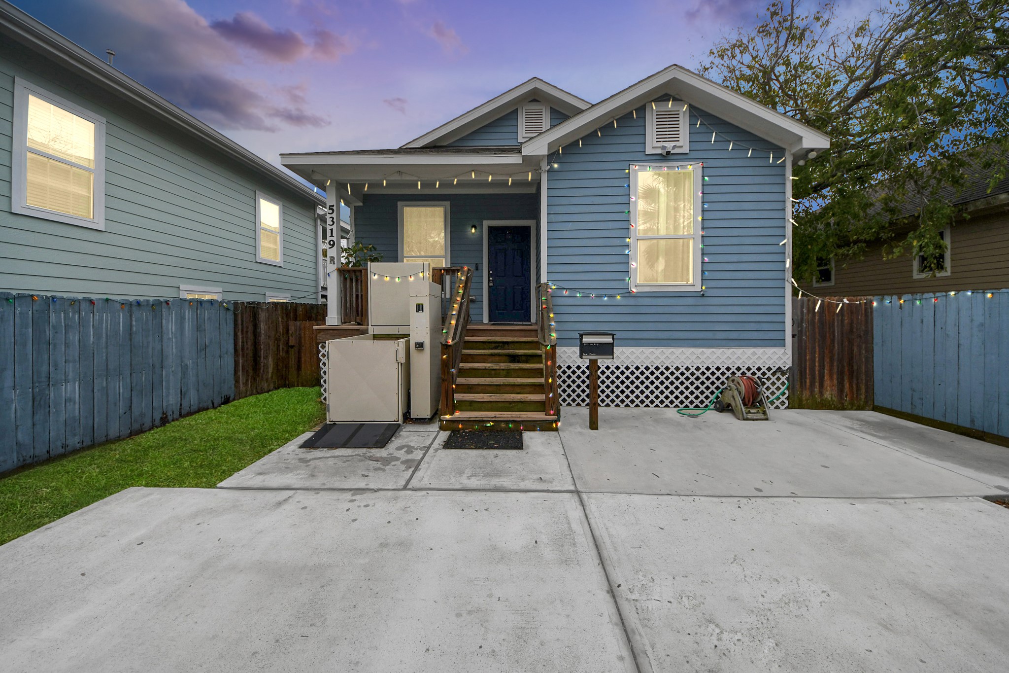 5319 Avenue R Galveston TX 77551