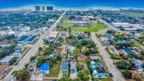5319 Avenue R Galveston TX 77551