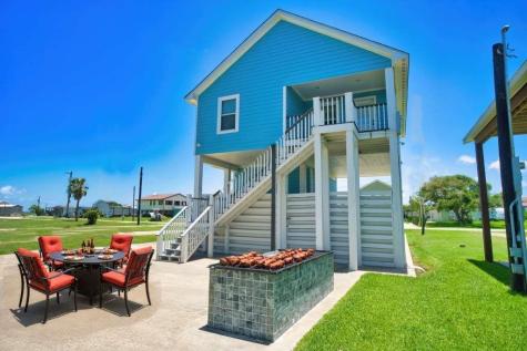2028 County Road 201 Sargent TX 77414