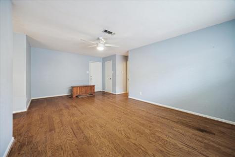 6207 S Braeswood Boulevard Houston TX 77096