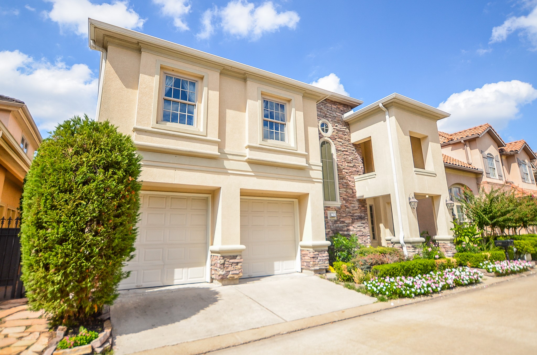 2702 Stuart Manor Houston TX 77082