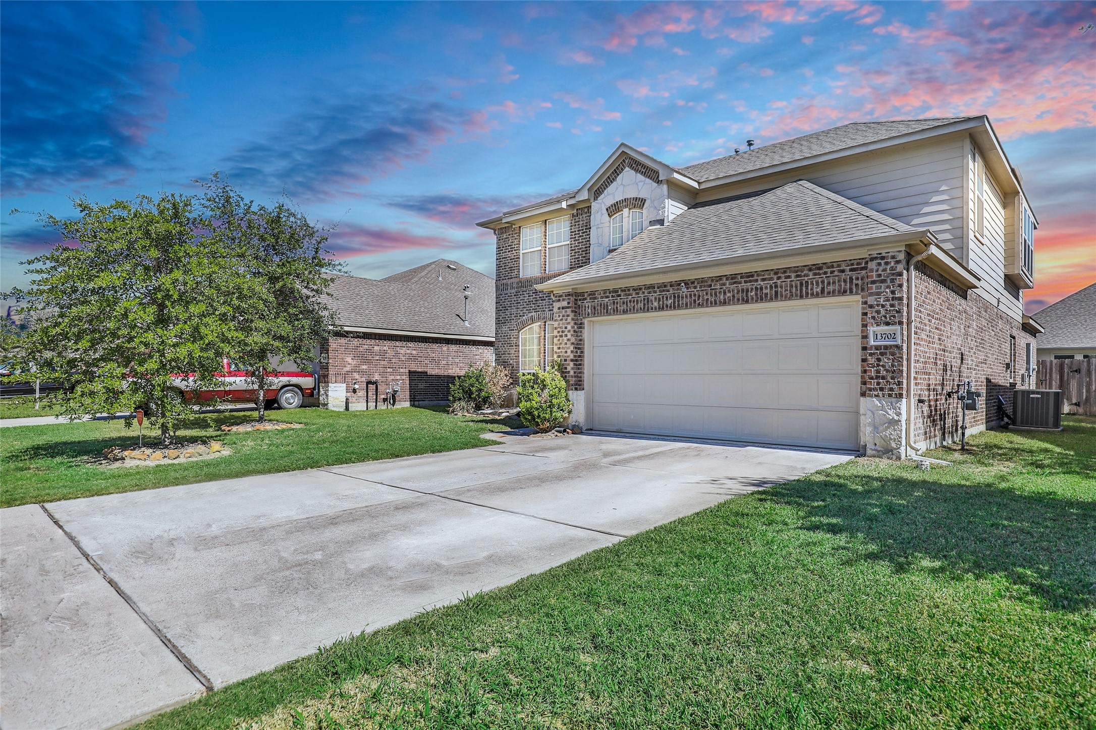 13702 Kodiak Brown Bear Street Crosby TX 77532