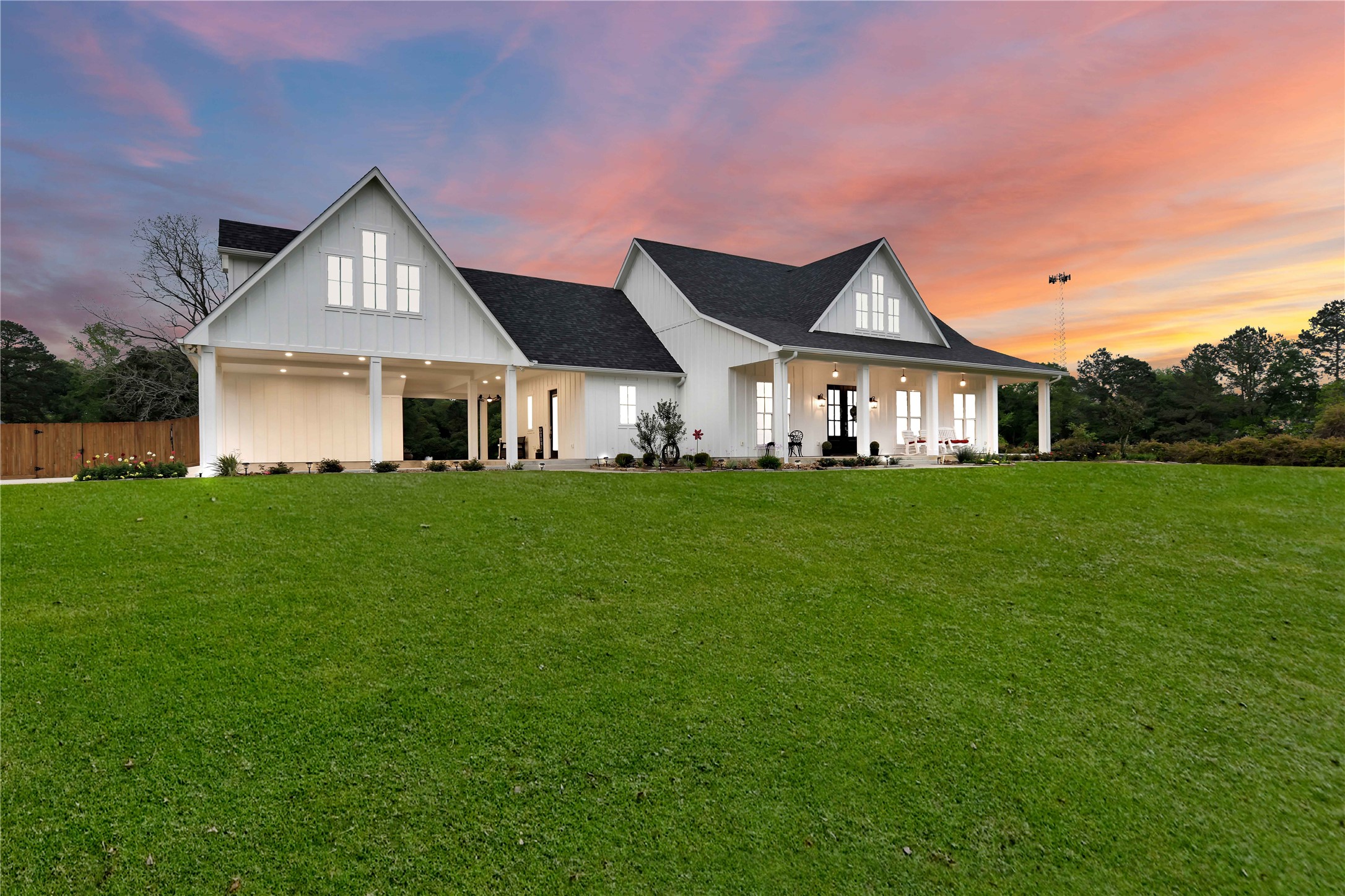 236 County Road 2215 Cleveland TX 77327