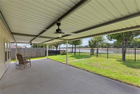 5523 Cinnamon Lake Drive Baytown TX 77521