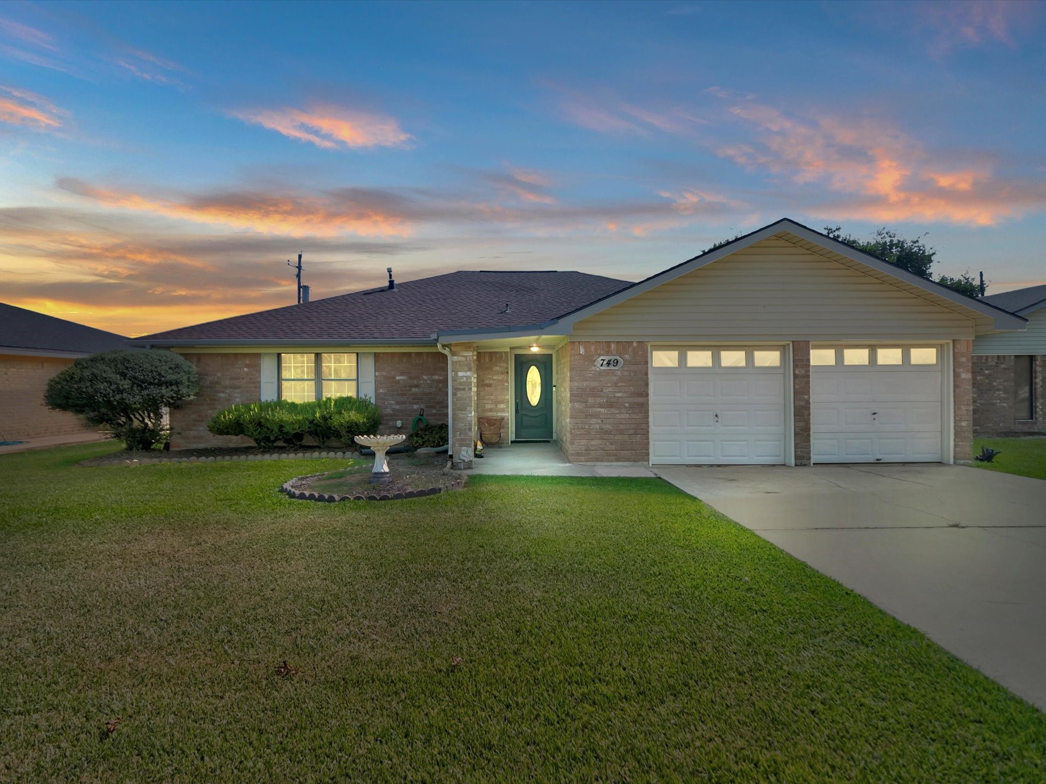 749 Sierra Drive Port Neches TX 77651