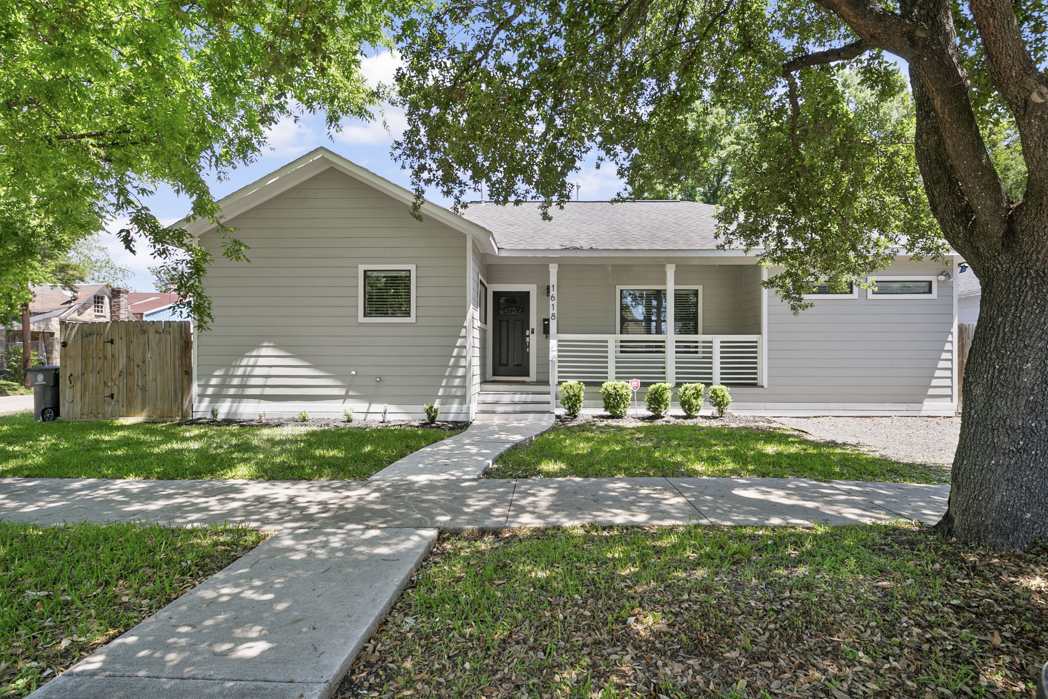 1618 Fulton Street Houston TX 77009