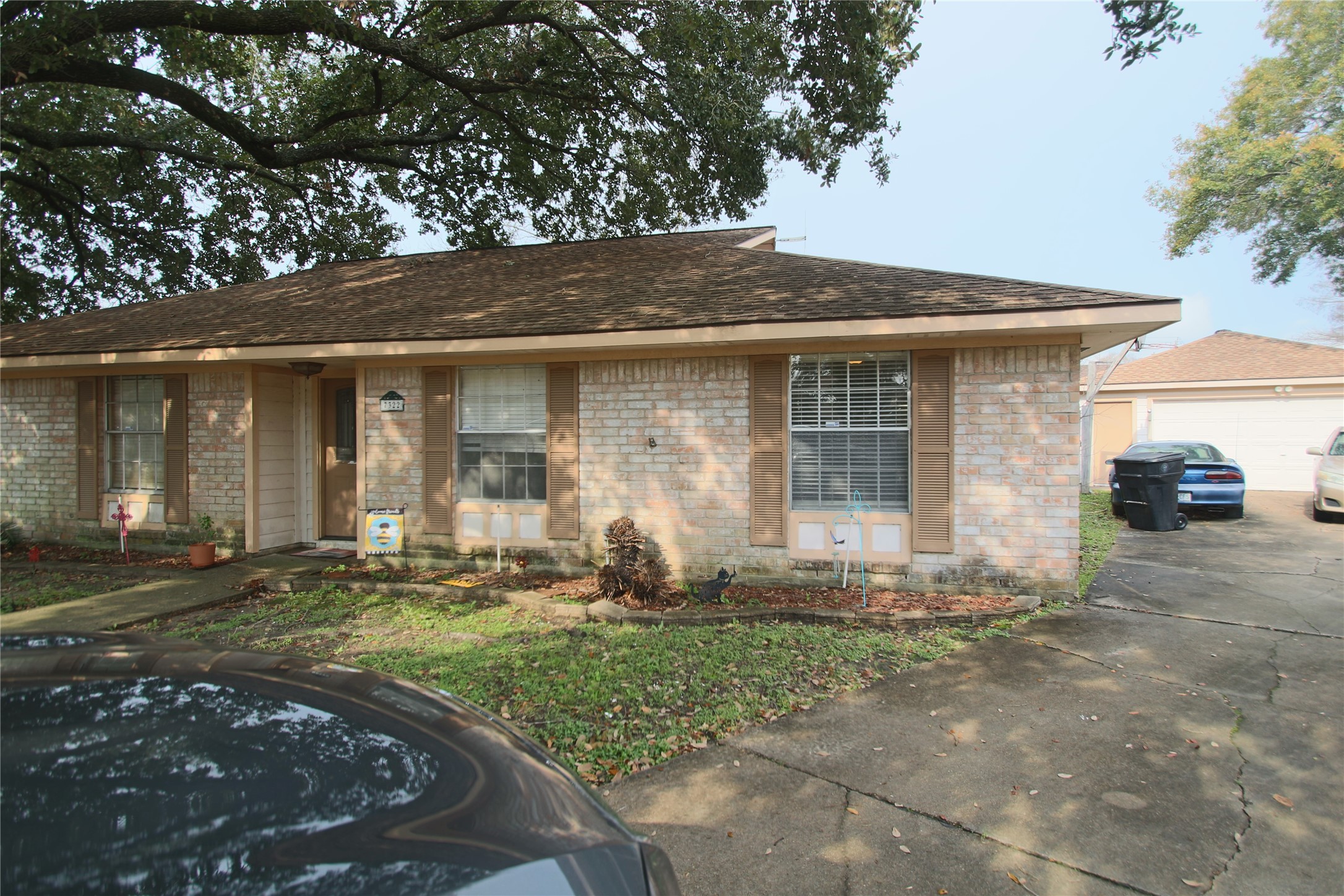 7322 Ridge Oak Drive Houston TX 77088