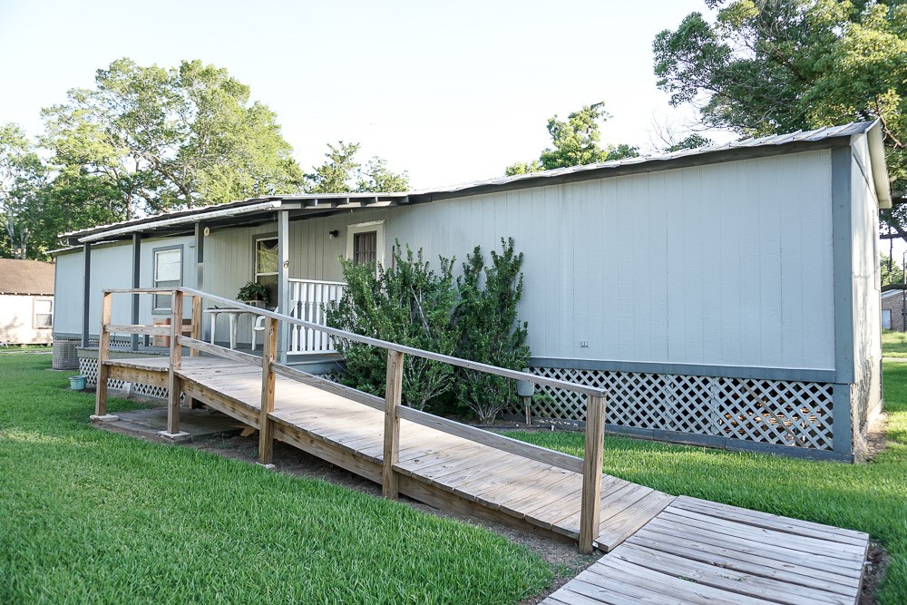 406 Walnut Street Brazoria TX 77422