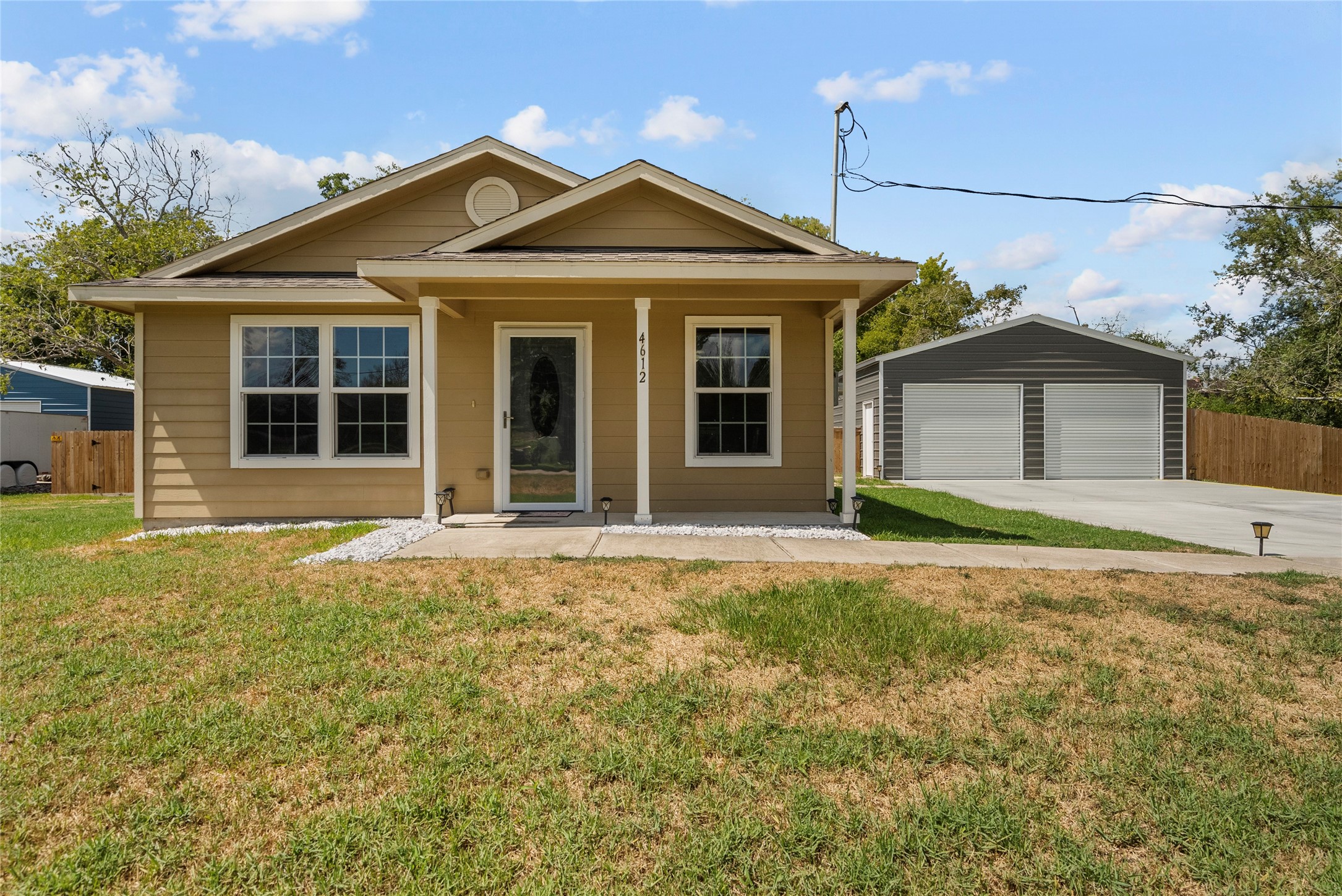 4612 S Elm Avenue Santa Fe TX 77517