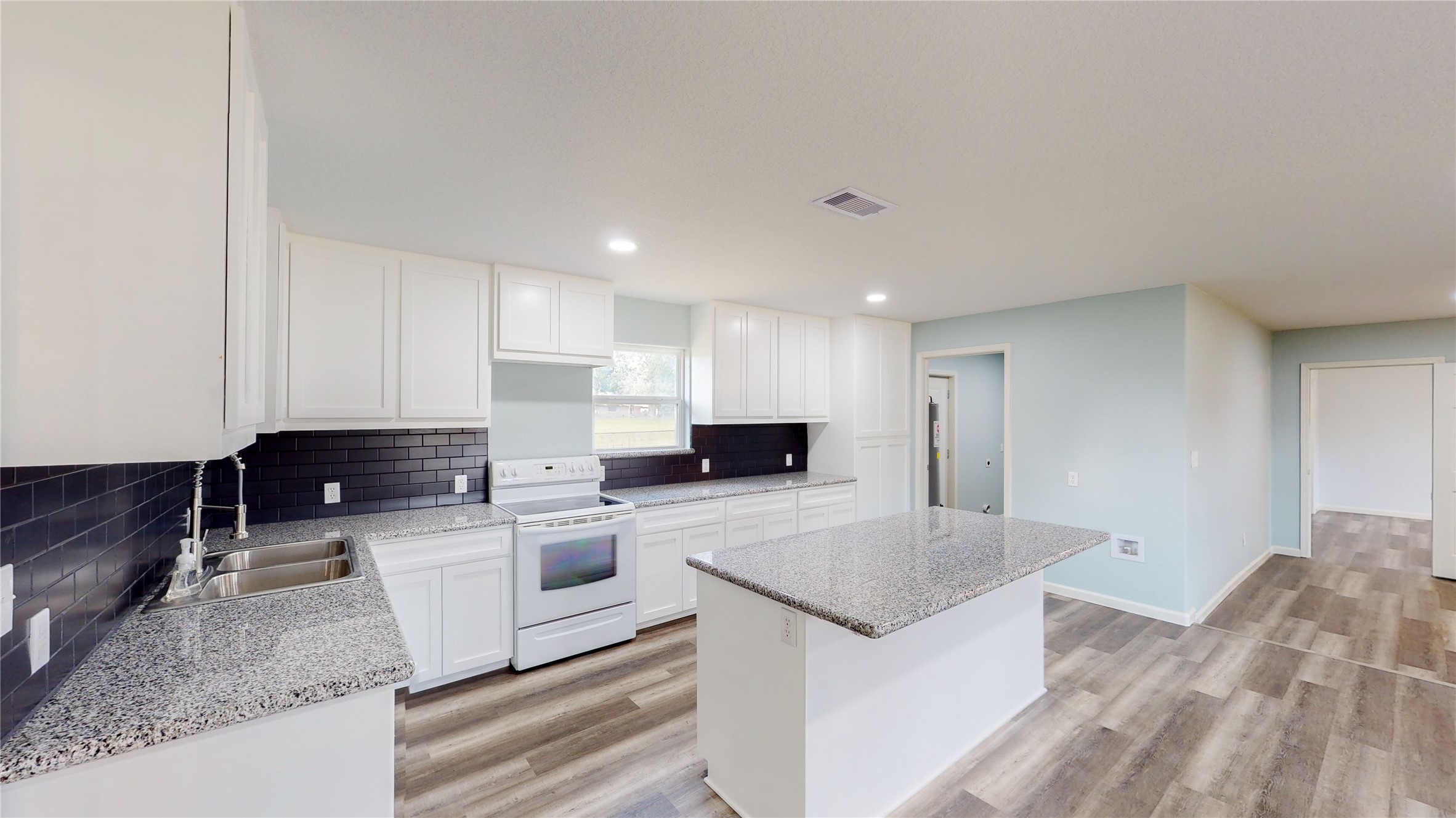 309 Magnolia Avenue West Columbia TX 77486