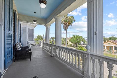 1103 33rd Street Galveston TX 77550