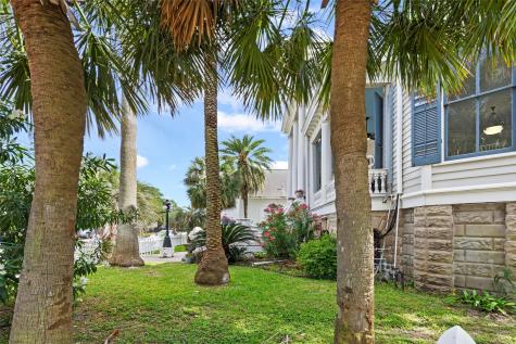 1103 33rd Street Galveston TX 77550