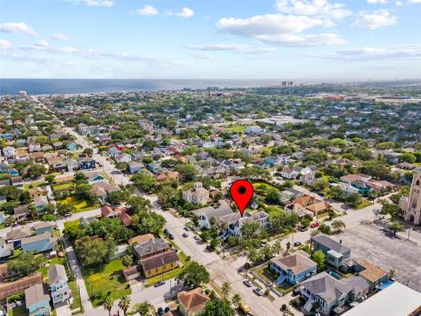 1103 33rd Street Galveston TX 77550