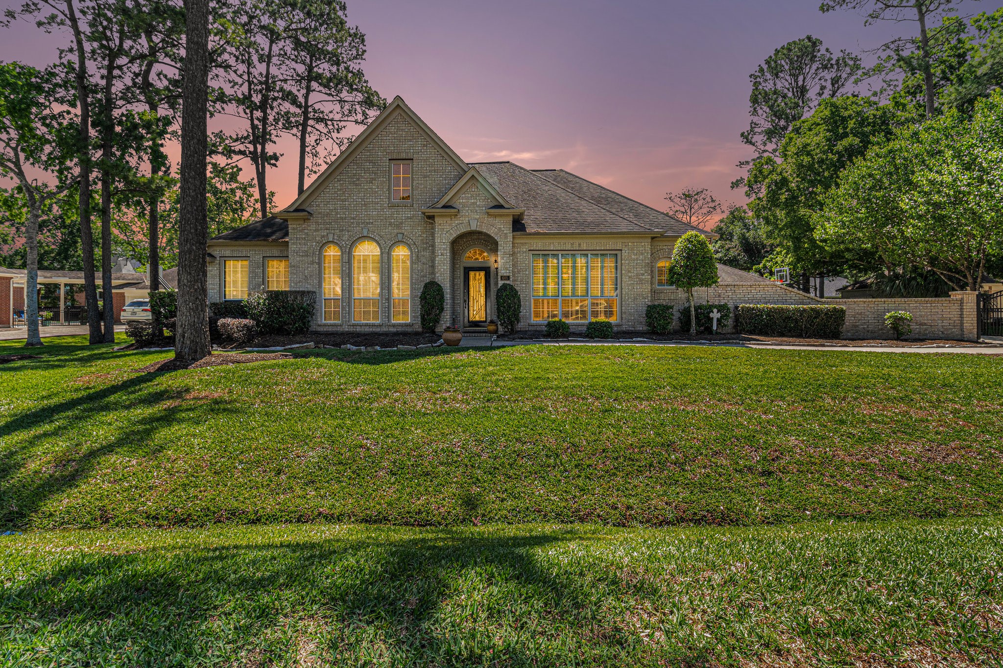605 Forest Bend Lane Friendswood TX 77546