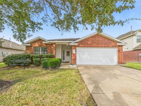 6009 Village Grove Drive Pearland TX 77581