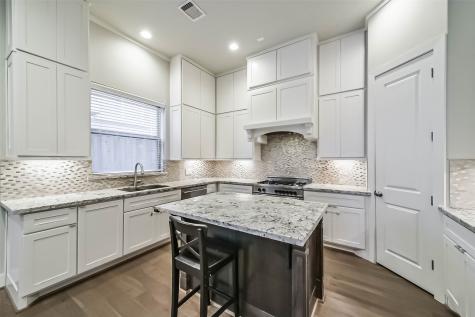 10914 Brookeshire Chase Lane Houston TX 77043