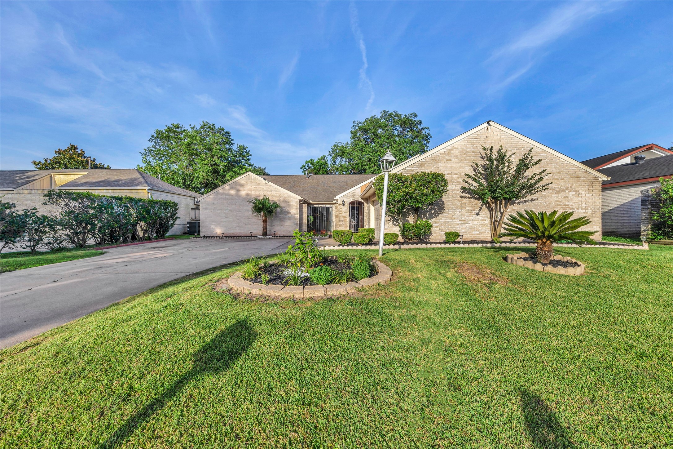 11127 Pembridge Drive Houston TX 77071