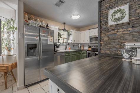 2203 Shannon Drive Huntsville TX 77320