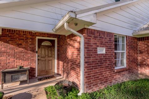 2203 Shannon Drive Huntsville TX 77320