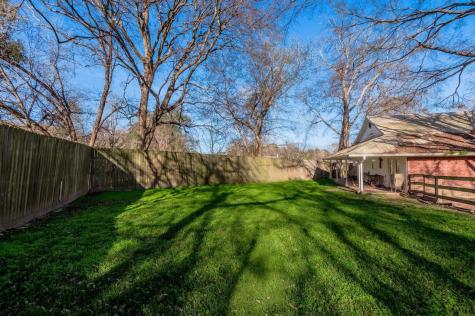 2203 Shannon Drive Huntsville TX 77320