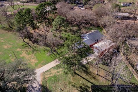 2203 Shannon Drive Huntsville TX 77320