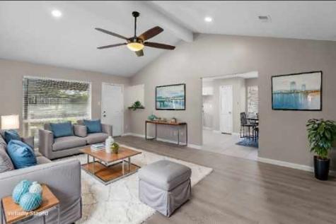 6007 Leafwood Circle League City TX 77573