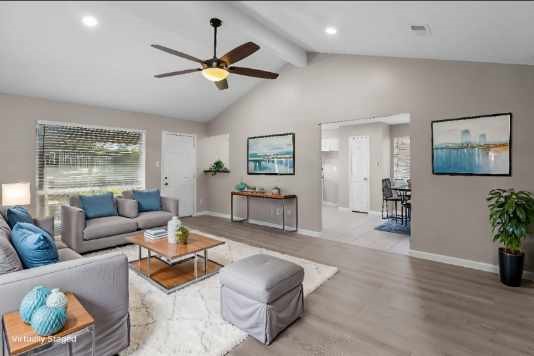 6007 Leafwood Circle League City TX 77573