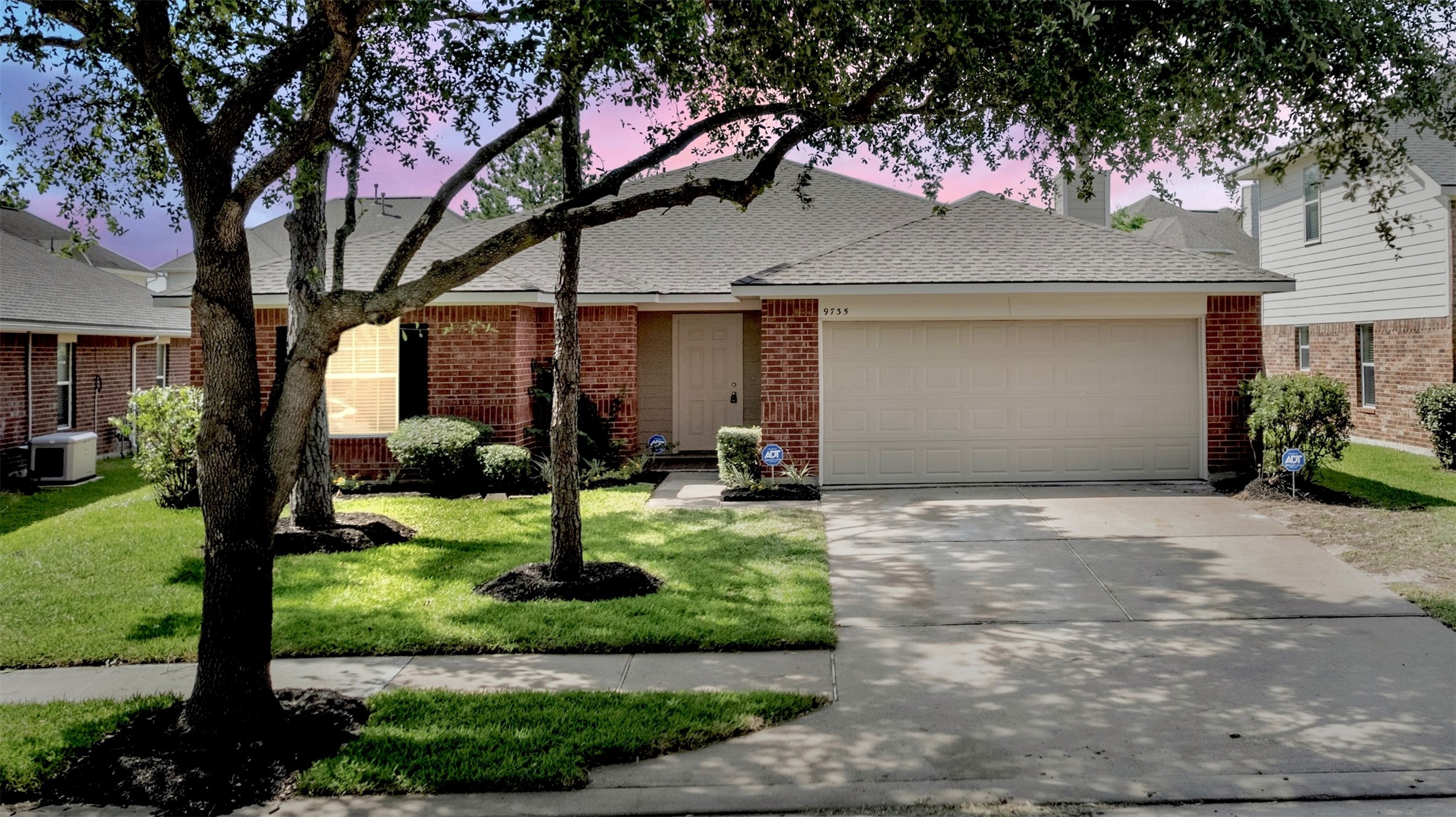 9735 Red Rugosa Drive Houston TX 77095