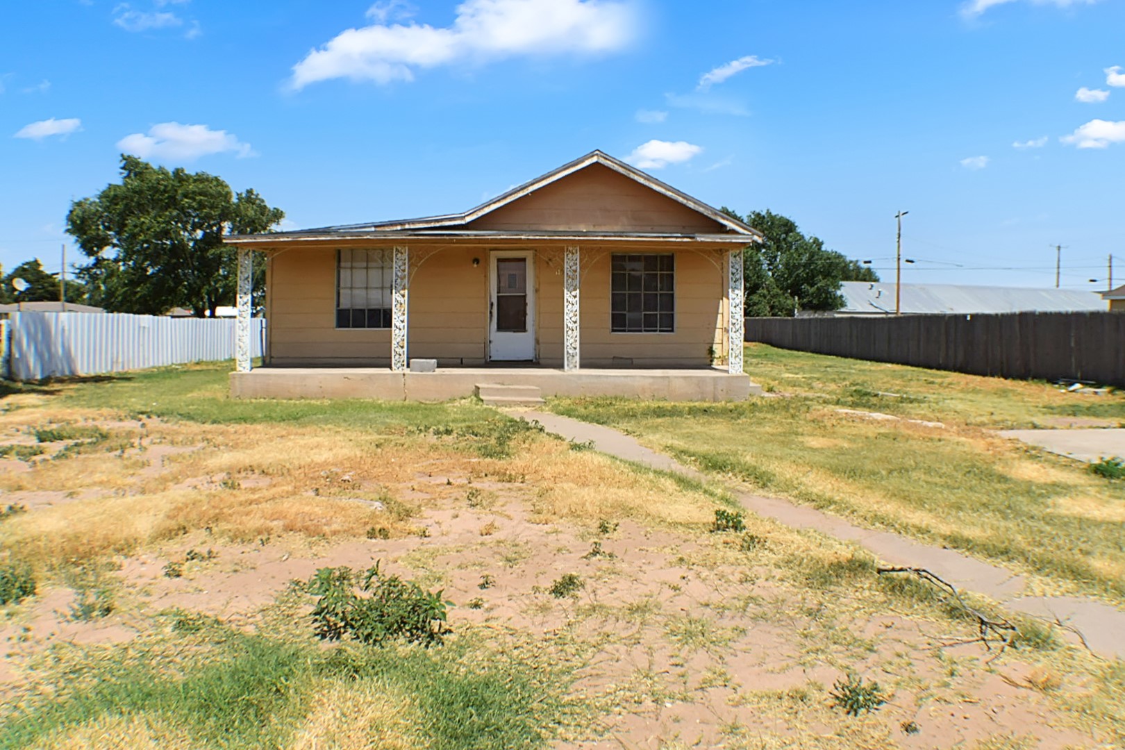 1108 Main Street Friona TX 79035