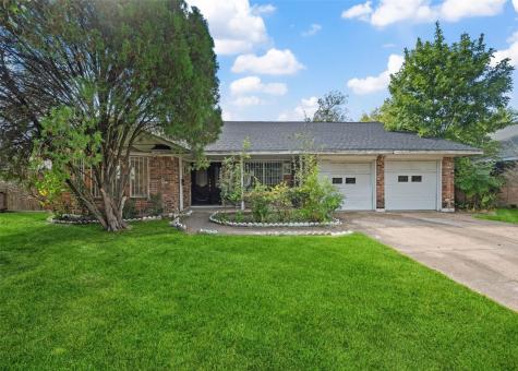 8622 Dover Street Houston TX 77061